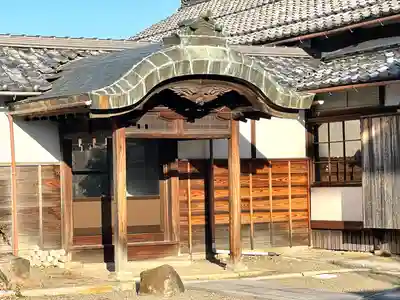威徳閣本行寺(滋賀県)