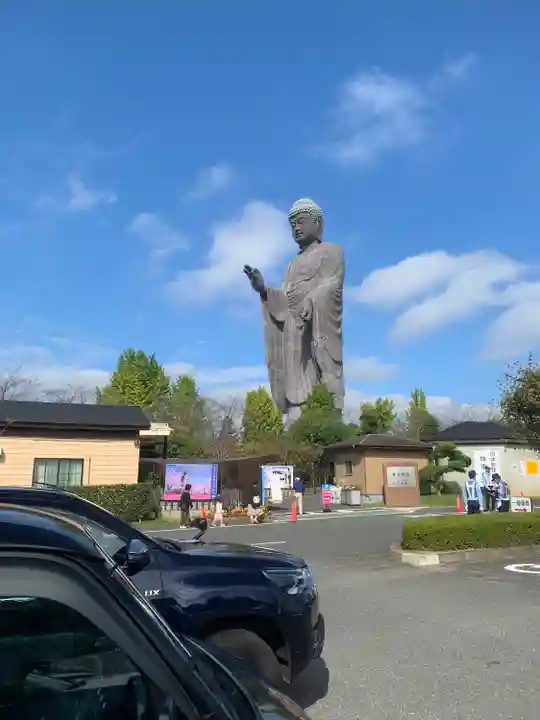 東本願寺本廟 牛久浄苑(牛久大仏)(茨城県)