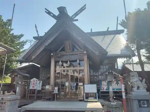 森三吉神社の本殿