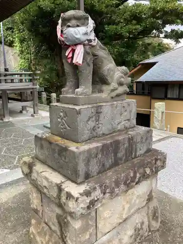 小動神社の狛犬