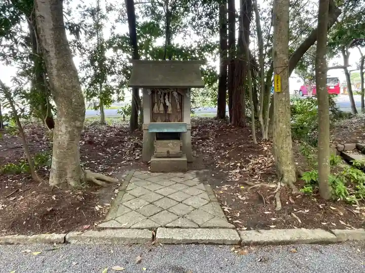 比都佐神社の{uncategorized: "未分類", other: "その他", undefined: "問題あり", building: "その他建物", grave: "お墓", sacred_gate: "鳥居", guardian: "狛犬", statue: "像", buddha: "仏像", history: "歴史", nature: "自然", garden: "庭園", animal: "動物", pagoda: "塔", temizu: "手水舎", mountain_gate: "山門・神門", sanctuary: "本殿・本堂", subordinate: "末社・摂社", art: "芸術", scenery: "景色", jizo: "地蔵", ema: "絵馬", goshuin: "御朱印", omikuji: "おみくじ", items: "授与品その他", amulet: "お守り", goshuincho: "御朱印帳", eats: "食事", festival: "お祭り", votive_dance: "神楽", shichigosan: "七五三参", wedding: "結婚式", experience: "体験その他", initially: "初詣", around: "周辺", anti_infection: "感染症対策"}
