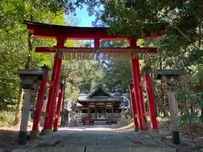 布施神社の鳥居