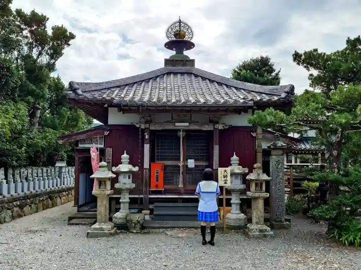 大寳寺(大宝寺)の本殿・本堂