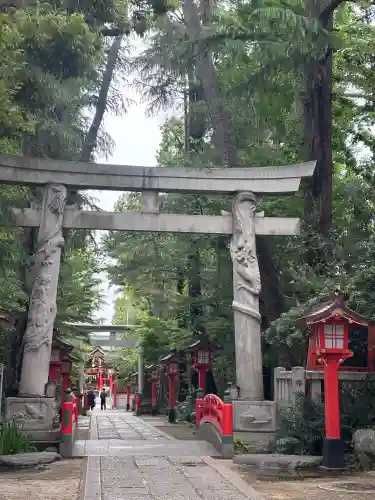 馬橋稲荷神社の{uncategorized: "未分類", other: "その他", undefined: "問題あり", building: "その他建物", grave: "お墓", sacred_gate: "鳥居", guardian: "狛犬", statue: "像", buddha: "仏像", history: "歴史", nature: "自然", garden: "庭園", animal: "動物", pagoda: "塔", temizu: "手水舎", mountain_gate: "山門・神門", sanctuary: "本殿・本堂", subordinate: "末社・摂社", art: "芸術", scenery: "景色", jizo: "地蔵", ema: "絵馬", goshuin: "御朱印", omikuji: "おみくじ", items: "授与品その他", amulet: "お守り", goshuincho: "御朱印帳", eats: "食事", festival: "お祭り", votive_dance: "神楽", shichigosan: "七五三参", wedding: "結婚式", experience: "体験その他", initially: "初詣", around: "周辺", anti_infection: "感染症対策"}