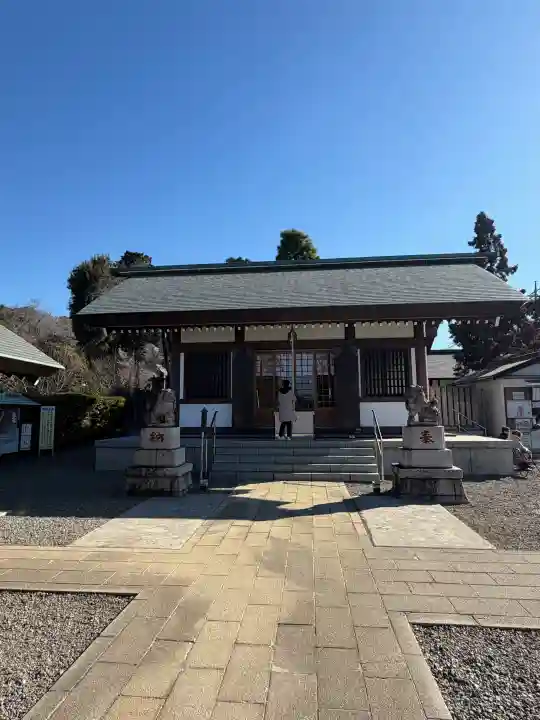 杉山神社の{uncategorized: "未分類", other: "その他", undefined: "問題あり", building: "その他建物", grave: "お墓", sacred_gate: "鳥居", guardian: "狛犬", statue: "像", buddha: "仏像", history: "歴史", nature: "自然", garden: "庭園", animal: "動物", pagoda: "塔", temizu: "手水舎", mountain_gate: "山門・神門", sanctuary: "本殿・本堂", subordinate: "末社・摂社", art: "芸術", scenery: "景色", jizo: "地蔵", ema: "絵馬", goshuin: "御朱印", omikuji: "おみくじ", items: "授与品その他", amulet: "お守り", goshuincho: "御朱印帳", eats: "食事", festival: "お祭り", votive_dance: "神楽", shichigosan: "七五三参", wedding: "結婚式", experience: "体験その他", initially: "初詣", around: "周辺", anti_infection: "感染症対策"}