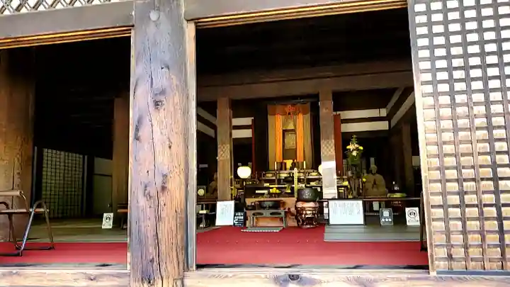 元興寺の本殿・本堂