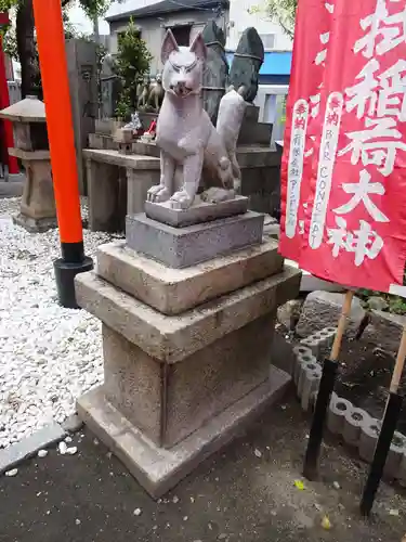 赤手拭稲荷神社の狛犬