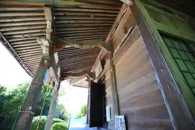 養命寺の本殿・本堂