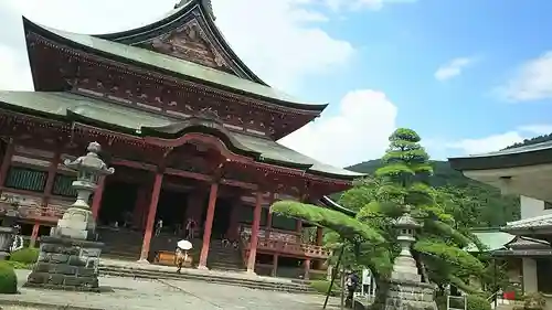 甲斐善光寺の本殿・本堂