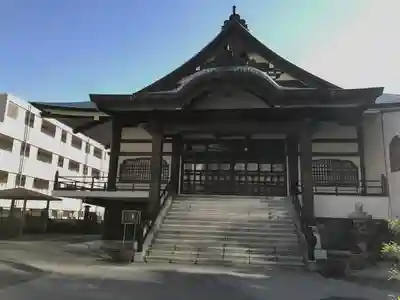 長善寺の本殿・本堂