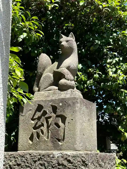 薭田神社の狛犬