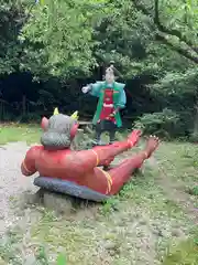 桃太郎神社（栗栖）の像