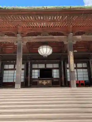 護国寺の本殿・本堂