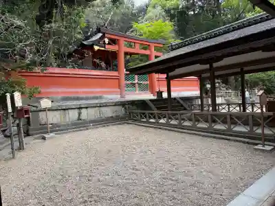 春日大社 若宮（春日若宮）の{uncategorized: "未分類", other: "その他", undefined: "問題あり", building: "その他建物", grave: "お墓", sacred_gate: "鳥居", guardian: "狛犬", statue: "像", buddha: "仏像", history: "歴史", nature: "自然", garden: "庭園", animal: "動物", pagoda: "塔", temizu: "手水舎", mountain_gate: "山門・神門", sanctuary: "本殿・本堂", subordinate: "末社・摂社", art: "芸術", scenery: "景色", jizo: "地蔵", ema: "絵馬", goshuin: "御朱印", omikuji: "おみくじ", items: "授与品その他", amulet: "お守り", goshuincho: "御朱印帳", eats: "食事", festival: "お祭り", votive_dance: "神楽", shichigosan: "七五三参", wedding: "結婚式", experience: "体験その他", initially: "初詣", around: "周辺", anti_infection: "感染症対策"}