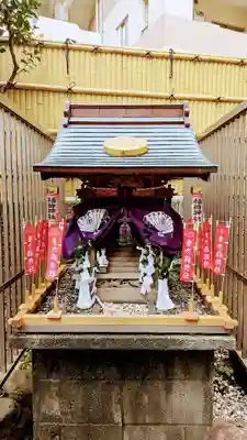 妻戀神社の末社・摂社