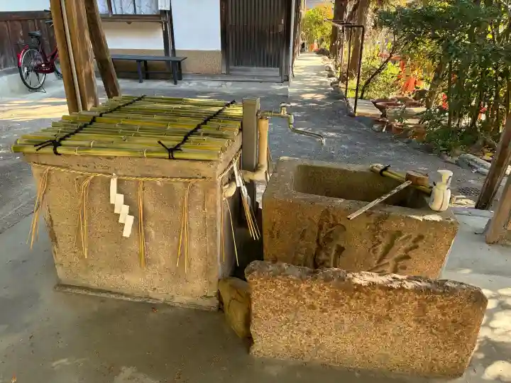大將軍神社の{uncategorized: "未分類", other: "その他", undefined: "問題あり", building: "その他建物", grave: "お墓", sacred_gate: "鳥居", guardian: "狛犬", statue: "像", buddha: "仏像", history: "歴史", nature: "自然", garden: "庭園", animal: "動物", pagoda: "塔", temizu: "手水舎", mountain_gate: "山門・神門", sanctuary: "本殿・本堂", subordinate: "末社・摂社", art: "芸術", scenery: "景色", jizo: "地蔵", ema: "絵馬", goshuin: "御朱印", omikuji: "おみくじ", items: "授与品その他", amulet: "お守り", goshuincho: "御朱印帳", eats: "食事", festival: "お祭り", votive_dance: "神楽", shichigosan: "七五三参", wedding: "結婚式", experience: "体験その他", initially: "初詣", around: "周辺", anti_infection: "感染症対策"}