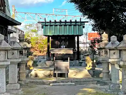鳥出神社の末社・摂社