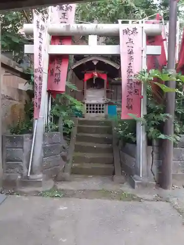 洲之崎稲荷神社の鳥居