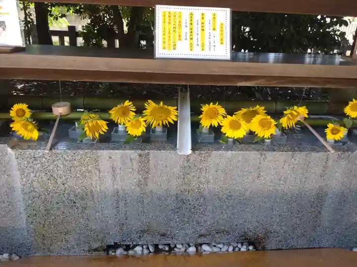進雄神社の手水舎
