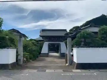 竜性院の山門・神門