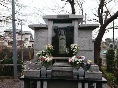 養命寺の本殿・本堂