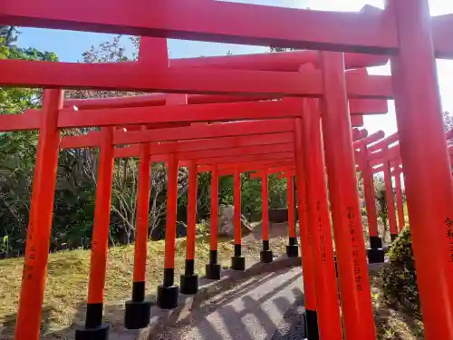 高山稲荷神社の鳥居