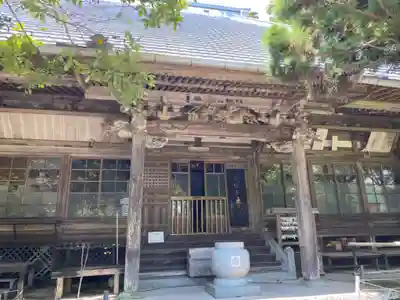 小松寺の本殿・本堂