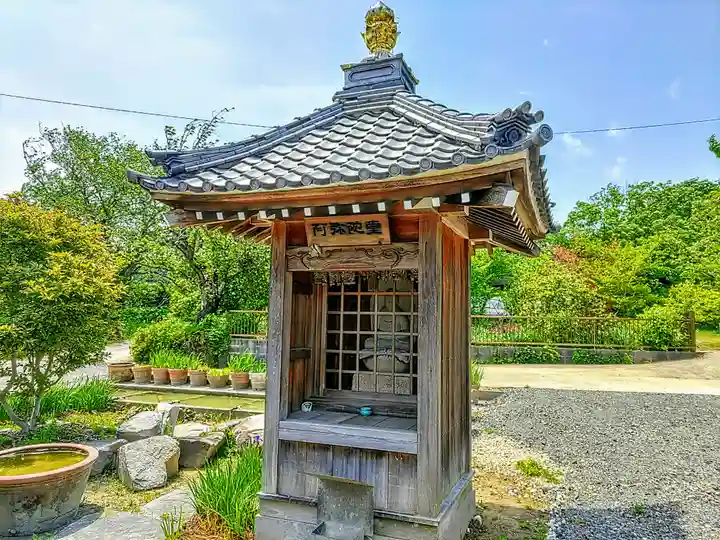 弘誓院の末社・摂社