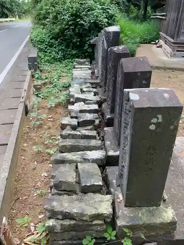 手接神社の塔