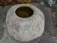 稲荷神社の手水舎