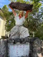 天岩戸神社の像