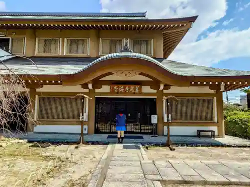 善光寺の本殿・本堂