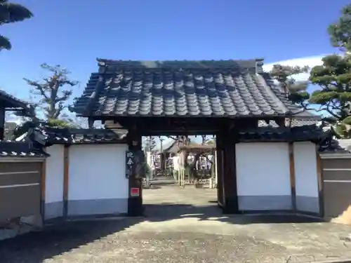 大喜寺の山門