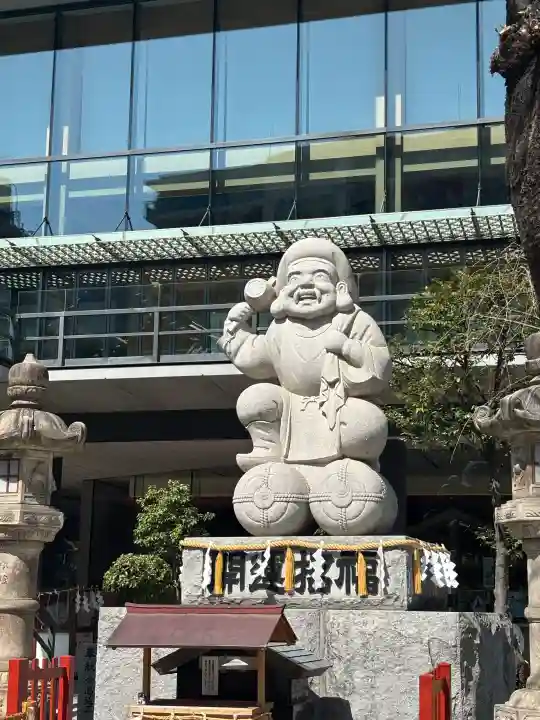 神田神社(神田明神)の{uncategorized: "未分類", other: "その他", undefined: "問題あり", building: "その他建物", grave: "お墓", sacred_gate: "鳥居", guardian: "狛犬", statue: "像", buddha: "仏像", history: "歴史", nature: "自然", garden: "庭園", animal: "動物", pagoda: "塔", temizu: "手水舎", mountain_gate: "山門・神門", sanctuary: "本殿・本堂", subordinate: "末社・摂社", art: "芸術", scenery: "景色", jizo: "地蔵", ema: "絵馬", goshuin: "御朱印", omikuji: "おみくじ", items: "授与品その他", amulet: "お守り", goshuincho: "御朱印帳", eats: "食事", festival: "お祭り", votive_dance: "神楽", shichigosan: "七五三参", wedding: "結婚式", experience: "体験その他", initially: "初詣", around: "周辺", anti_infection: "感染症対策"}
