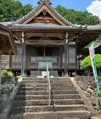 龍福寺の本殿