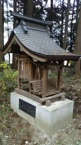 今鹿島神社の末社