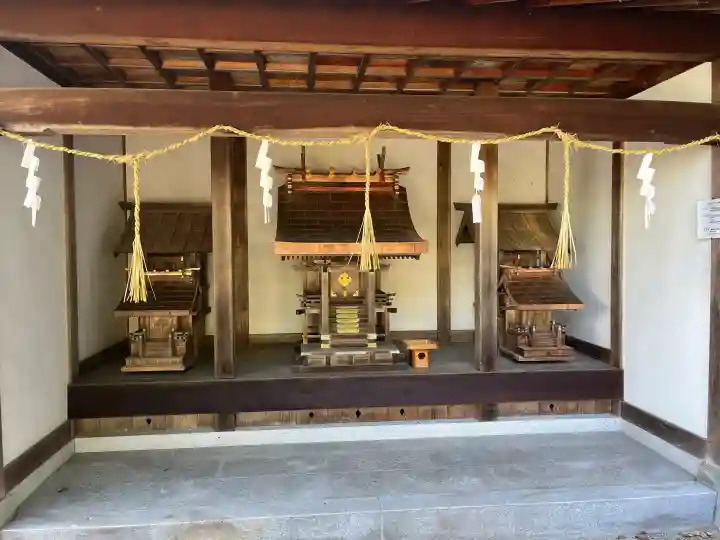 茗荷神社の{uncategorized: "未分類", other: "その他", undefined: "問題あり", building: "その他建物", grave: "お墓", sacred_gate: "鳥居", guardian: "狛犬", statue: "像", buddha: "仏像", history: "歴史", nature: "自然", garden: "庭園", animal: "動物", pagoda: "塔", temizu: "手水舎", mountain_gate: "山門・神門", sanctuary: "本殿・本堂", subordinate: "末社・摂社", art: "芸術", scenery: "景色", jizo: "地蔵", ema: "絵馬", goshuin: "御朱印", omikuji: "おみくじ", items: "授与品その他", amulet: "お守り", goshuincho: "御朱印帳", eats: "食事", festival: "お祭り", votive_dance: "神楽", shichigosan: "七五三参", wedding: "結婚式", experience: "体験その他", initially: "初詣", around: "周辺", anti_infection: "感染症対策"}