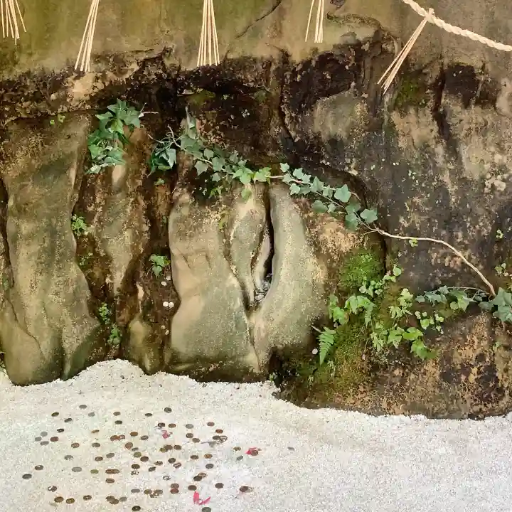 歓喜神社の{uncategorized: "未分類", other: "その他", undefined: "問題あり", building: "その他建物", grave: "お墓", sacred_gate: "鳥居", guardian: "狛犬", statue: "像", buddha: "仏像", history: "歴史", nature: "自然", garden: "庭園", animal: "動物", pagoda: "塔", temizu: "手水舎", mountain_gate: "山門・神門", sanctuary: "本殿・本堂", subordinate: "末社・摂社", art: "芸術", scenery: "景色", jizo: "地蔵", ema: "絵馬", goshuin: "御朱印", omikuji: "おみくじ", items: "授与品その他", amulet: "お守り", goshuincho: "御朱印帳", eats: "食事", festival: "お祭り", votive_dance: "神楽", shichigosan: "七五三参", wedding: "結婚式", experience: "体験その他", initially: "初詣", around: "周辺", anti_infection: "感染症対策"}