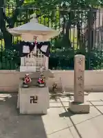 新川平和地蔵尊の{uncategorized: "未分類", other: "その他", undefined: "問題あり", building: "その他建物", grave: "お墓", sacred_gate: "鳥居", guardian: "狛犬", statue: "像", buddha: "仏像", history: "歴史", nature: "自然", garden: "庭園", animal: "動物", pagoda: "塔", temizu: "手水舎", mountain_gate: "山門・神門", sanctuary: "本殿・本堂", subordinate: "末社・摂社", art: "芸術", scenery: "景色", jizo: "地蔵", ema: "絵馬", goshuin: "御朱印", omikuji: "おみくじ", items: "授与品その他", amulet: "お守り", goshuincho: "御朱印帳", eats: "食事", festival: "お祭り", votive_dance: "神楽", shichigosan: "七五三参", wedding: "結婚式", experience: "体験その他", initially: "初詣", around: "周辺", anti_infection: "感染症対策"}