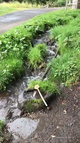 諏訪大社上社前宮の手水舎