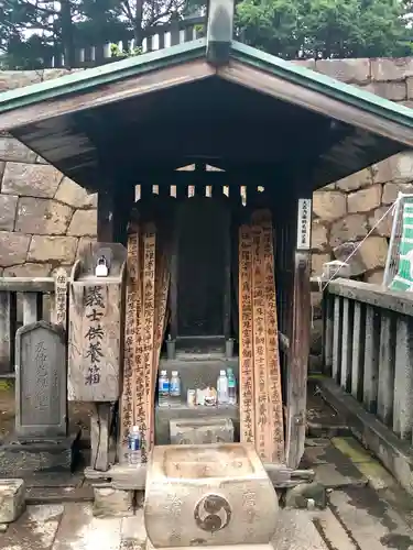 泉岳寺のお墓