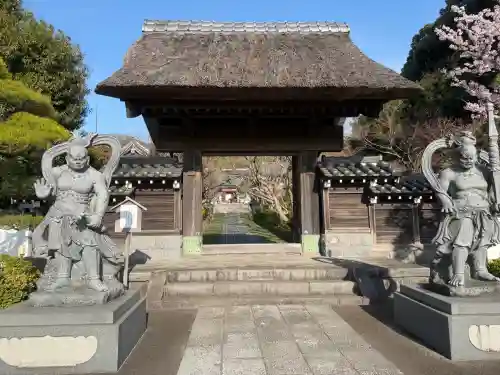 天嶽院の{uncategorized: "未分類", other: "その他", undefined: "問題あり", building: "その他建物", grave: "お墓", sacred_gate: "鳥居", guardian: "狛犬", statue: "像", buddha: "仏像", history: "歴史", nature: "自然", garden: "庭園", animal: "動物", pagoda: "塔", temizu: "手水舎", mountain_gate: "山門・神門", sanctuary: "本殿・本堂", subordinate: "末社・摂社", art: "芸術", scenery: "景色", jizo: "地蔵", ema: "絵馬", goshuin: "御朱印", omikuji: "おみくじ", items: "授与品その他", amulet: "お守り", goshuincho: "御朱印帳", eats: "食事", festival: "お祭り", votive_dance: "神楽", shichigosan: "七五三参", wedding: "結婚式", experience: "体験その他", initially: "初詣", around: "周辺", anti_infection: "感染症対策"}