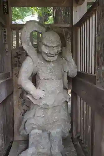 富貴寺の像