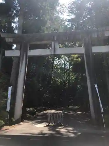 白山比咩神社の鳥居