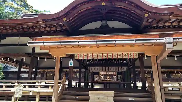 往馬坐伊古麻都比古神社の本殿・本堂