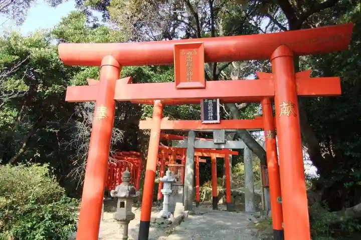 名島豊川稲荷神社(福岡県)