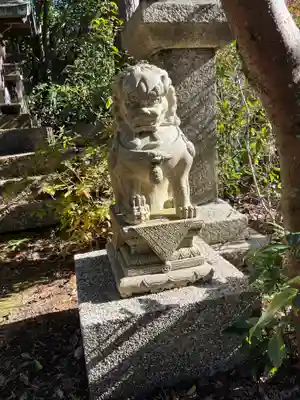蟬丸神社(蝉丸神社)の狛犬