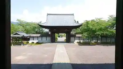 毫攝寺の山門・神門