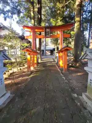逸見神社の鳥居