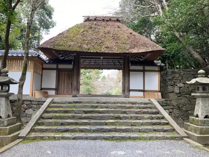 法然院の山門・神門